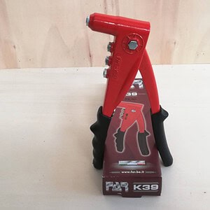 Rivettatrice Manuale FAR K39 per Rivetti a Strappo