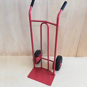 Carrello con Ruote Pneumatiche "CARMECCANICA" 013, Portata 150 Kg