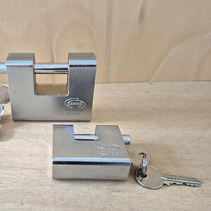 Lucchetto Corazzato CORBIN PL211, misure varie