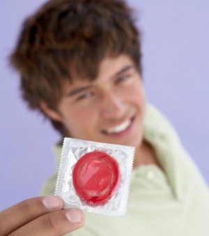 COMO INCENTIVAR SEU FILHO A USAR PRESERVATIVOS