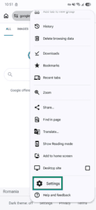Google Chrome menu showing the "Settings" option highlighted.