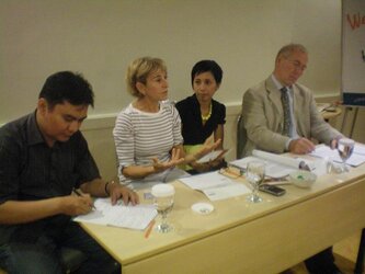 ILRC bekerjasama dengan Media Diversity Institute menyelenggarakan workshop tentang advokasi media untuk kebebasan beragama, Jakarta, Mei 2010.