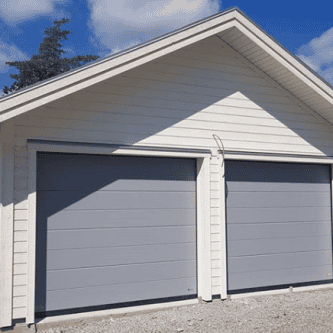 Dubbelgarage med sadeltak