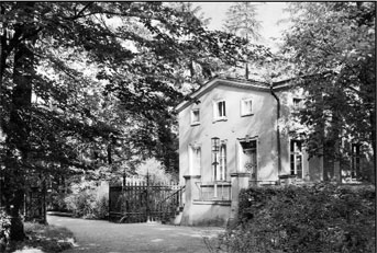 Cottbus: Branitzer Park mit Torhaus