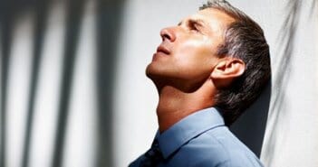 staying honest in corrupt workplace negetive caustic ethics boss