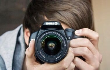 COMO GANHAR DINHEIRO VENDENDO FOTOS E VÍDEOS