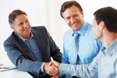 COMO LIDAR COM GRANDE DIFERENÇA DE IDADE ENTRE FUNCIONÁRIOS