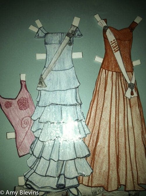 Isabel's Closet Paper Dolls