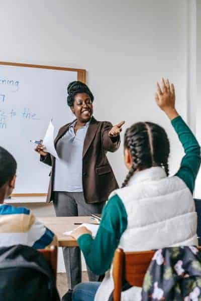 Great Teachers: Bring Out the Best in People 1 teachers are changemakers