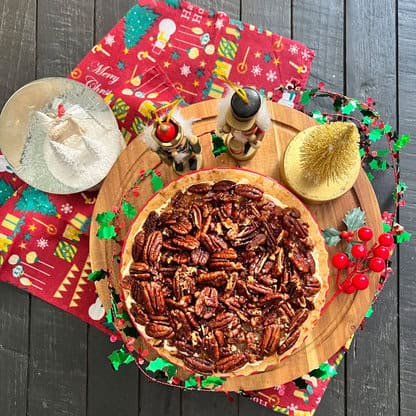 A Proper Naughty Tart on Xmas Tue - Image 2