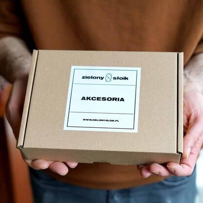 zestaw akcesoriów do lasu w słoiku