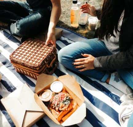 choosing a quality picnic basket