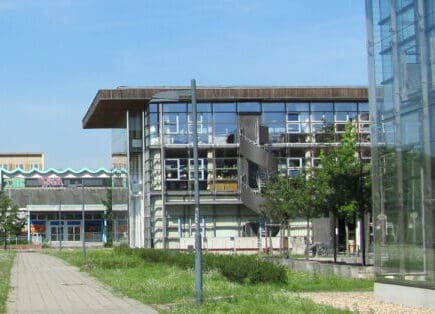 Erinnern an Badespaß in der Schwimmhalle am Bildungszentrum in Cottbus