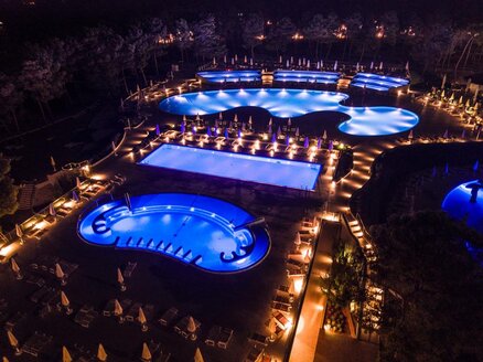 lighting_zaton_holiday_resort-121618