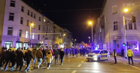 Kein Bürgerfrieden in Sicht 2 Montagsdemo