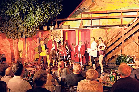 Cottbuser Theatersommer 2015: Goldbarren unterm Kohlkopf