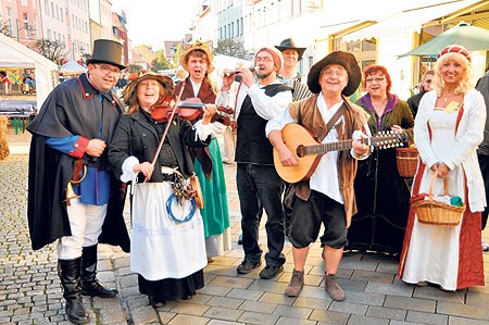 Herbstliche Laufstege und ausreichend Parkplätze zum Spremberger Töpferfest am 26.09.
