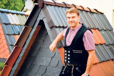 Kunersdorf: Dachdecker freut sich über zwei Lehrlinge auf einen Streich 1 DSC 0307