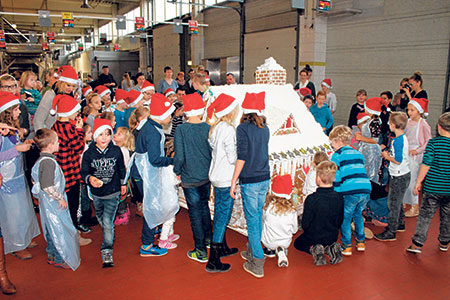 Guben: Kinder als  kleine Bäcker