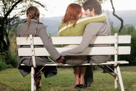 NAMORADO DE AMIGA - PODE OU NÃO PODE?