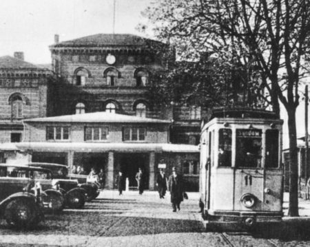 Bilder aus dem alten Cottbus: Einzelner Triebwagen fuhr zum Markt 1 Bilder aus dem alten Cottbus