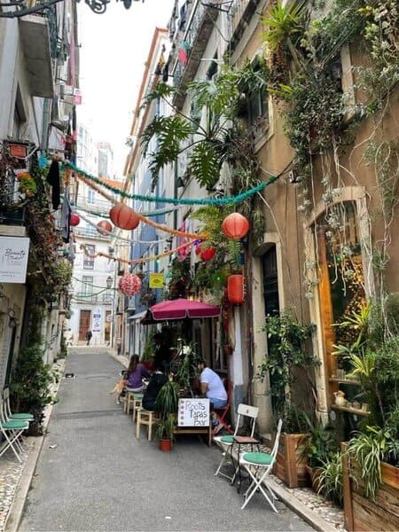 Geen Street Lisbon Charm