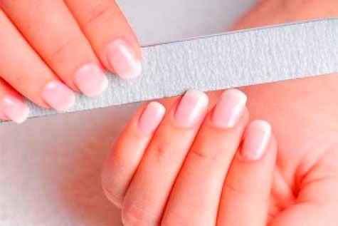COMO LIXAR AS UNHAS