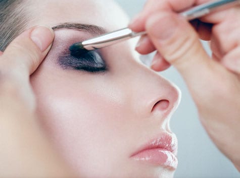 CURSO DE MAQUIAGEM PROFISSIONAL