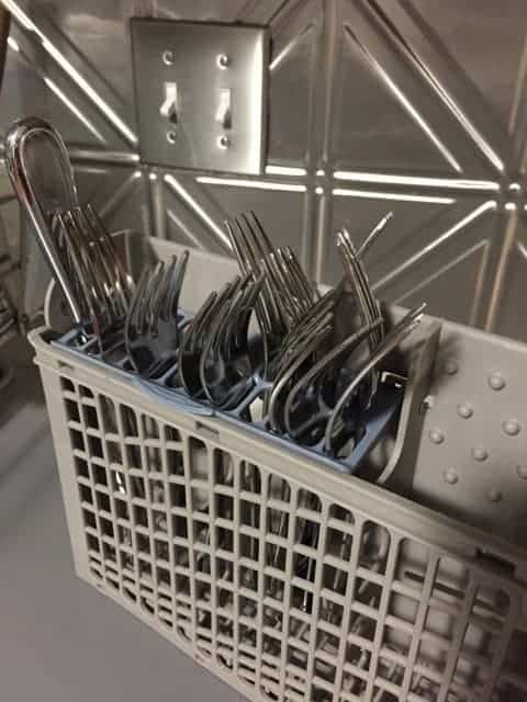 best-way-to-load-dishwasher