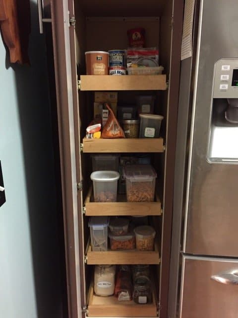 https://sp-ao.shortpixel.ai/client/to_auto,q_lossy,ret_img,w_480,h_640/https://streamlinedlivingoh.com/wp-content/uploads/2015/01/organized-pantry.jpeg