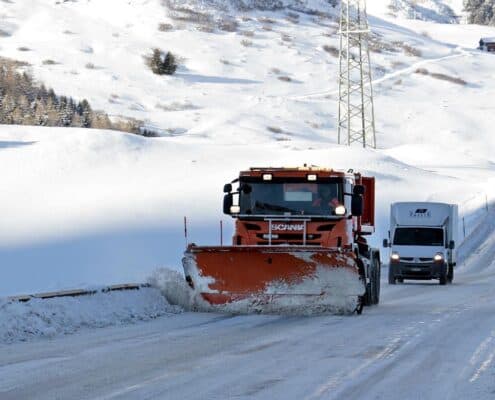 Puede la sal de las carreteras afectar a tu coche