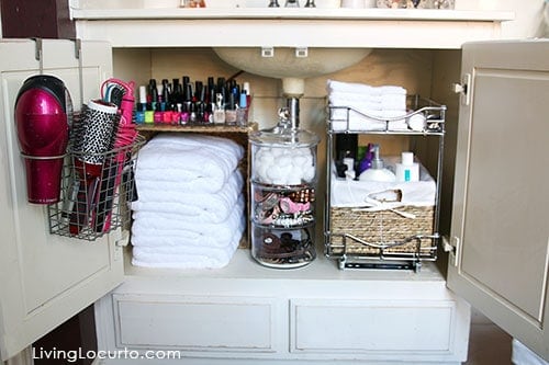 19 Clever Ways to Organize Bathroom Cabinets