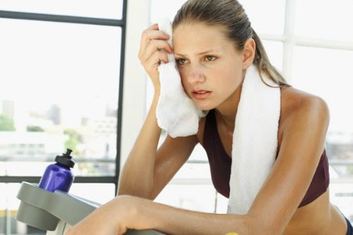 SUOR EM EXCESSO - CAUSAS E FORMAS DE EVITAR