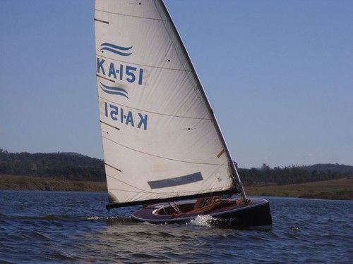 This Finn is owned by OZ wooden Boatbuilder and Designer Ross Lillistone. who restored it.