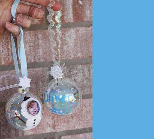 DIY Snowman Photo Christmas Ornaments. Fun keepsake craft idea for kids! Livinglocurto.com