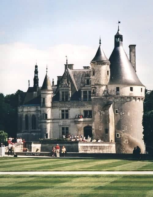 Romantic Vacation Ideas. Paris day trip to Château of Chenonceau - Loire Valley of France Castle Photo by LivingLocurto.com