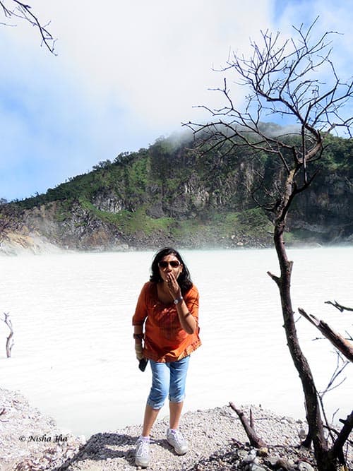 02 Kawah Putih white crater indonesia