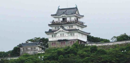 平戸城