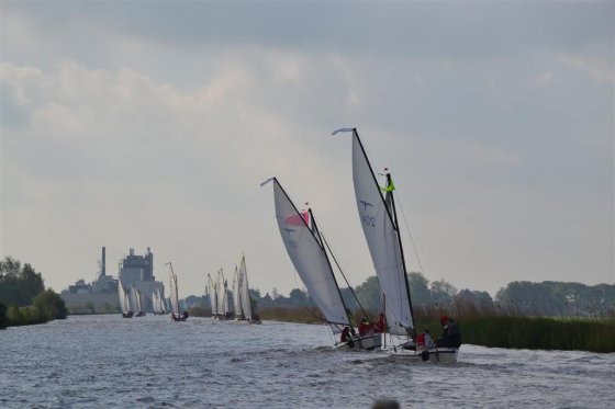 Netherlands BRIO Sail Marathon Goat Island Skiff 2017: storerboatplans.com