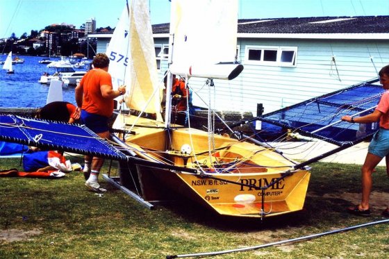 Light woods like balsa and paulownia help making wooden boats extremely lightweight - storer boat plans