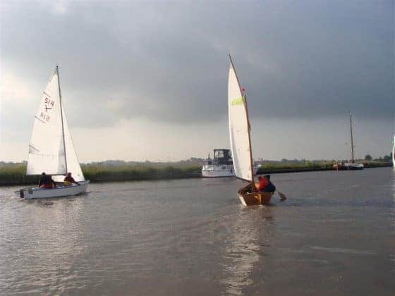 Netherlands BRIO Sail Marathon Goat Island Skiff 2017: storerboatplans.com