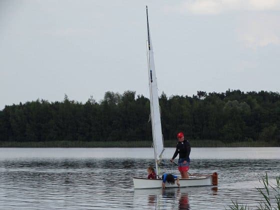 Viola 14 sailing canoe - family sailing with kids
