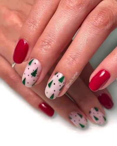 christmas nails - green christmas tree nails
