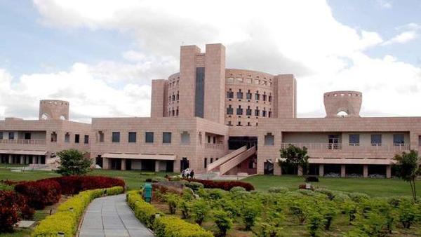 ISB Hyderabad & Mohali 1 Year MBA / PGP I Indian School of Business - Complete Guide 2019-2020