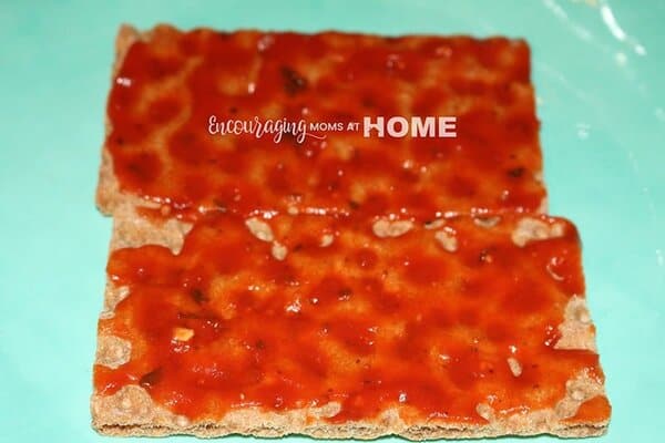 Wasa Crackers with Pizza Sauce - Trim Healthy Mama Pizza Recipe