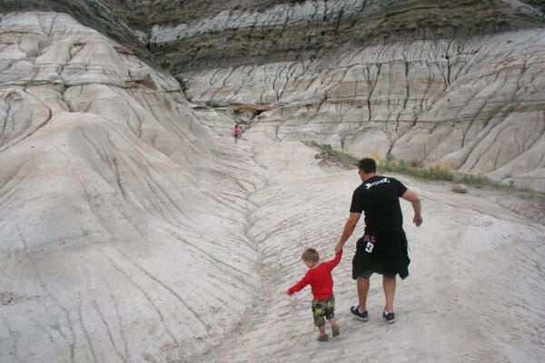 Drumheller Badlands Hoodoos hoodoos, drumheller hoodoos, drumheller alberta, drumheller, drumheller with a toddler, drumheller with toddler, drumheller with kids