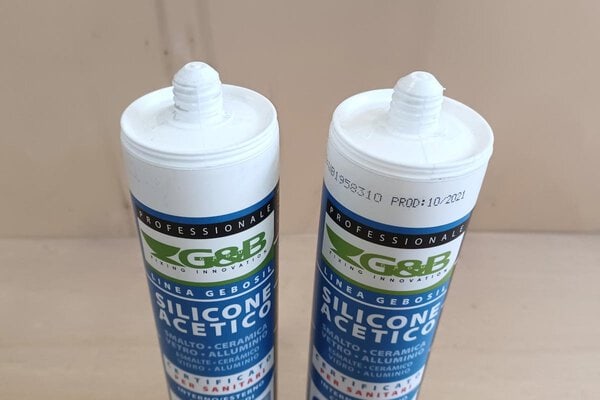 Silicone Acetico per interni ed esterni, antimuffa garantito, idoneo per bagni e box doccia GeB 280ml - immagine 2
