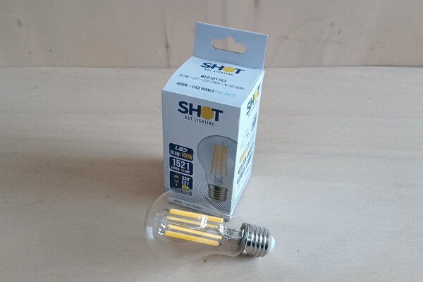Lampadina LED Shot 10,5w E27 1521Lm - forma a goccia