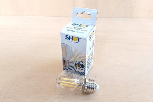 Lampadina LED Shot 6w E27 806Lm - forma a sfera