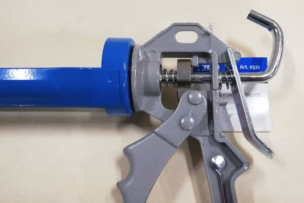 Pistola silicone con steli rinforzata FERVI in alluminio - immagine 3